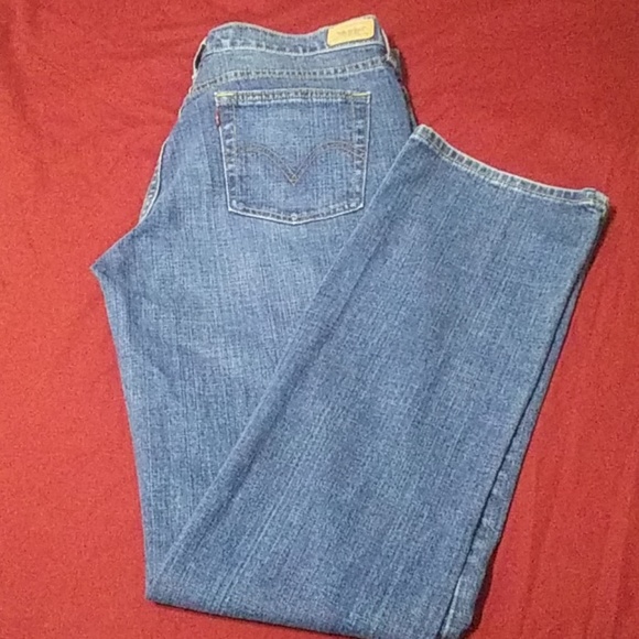 Levi's Denim - LEVI'S WOMAN BLUE JEANS SIZE 12 L/C